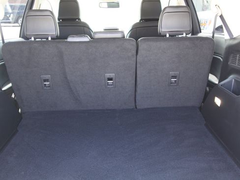 Used 2024 Ford Edge SEL w/ Convenience Package AWD/4WD image 9