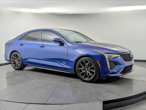 Used 2020 Cadillac CT4 V image 11