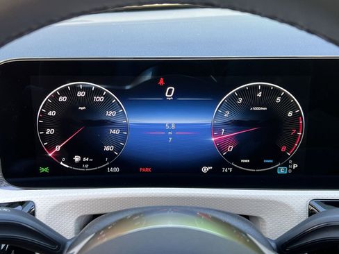 New 2025 Mercedes-Benz CLA 250 4MATIC image 15