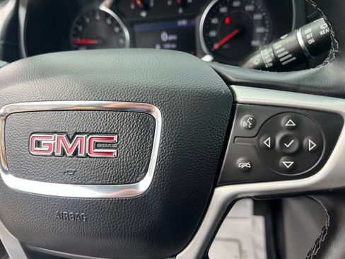 Used 2023 GMC Terrain SLT w/ Tech Package FWD image 27