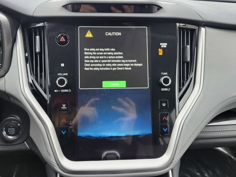 Used 2025 Subaru Outback Limited XT image 31