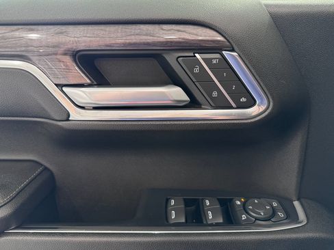 Certified 2023 Chevrolet Silverado 1500 LTZ w/ LTZ Convenience Package II AWD/4WD image 27