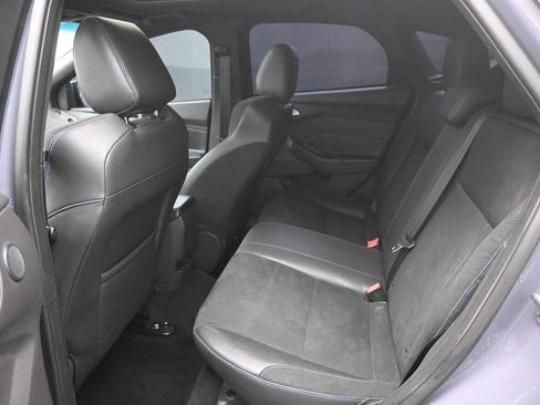 Used 2016 Ford Focus RS image 23