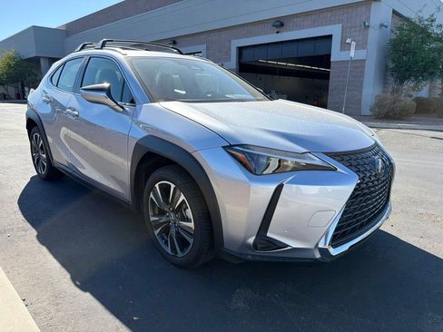 Used 2025 Lexus UX 300h FWD w/ Accessory Package (Z2) image 2