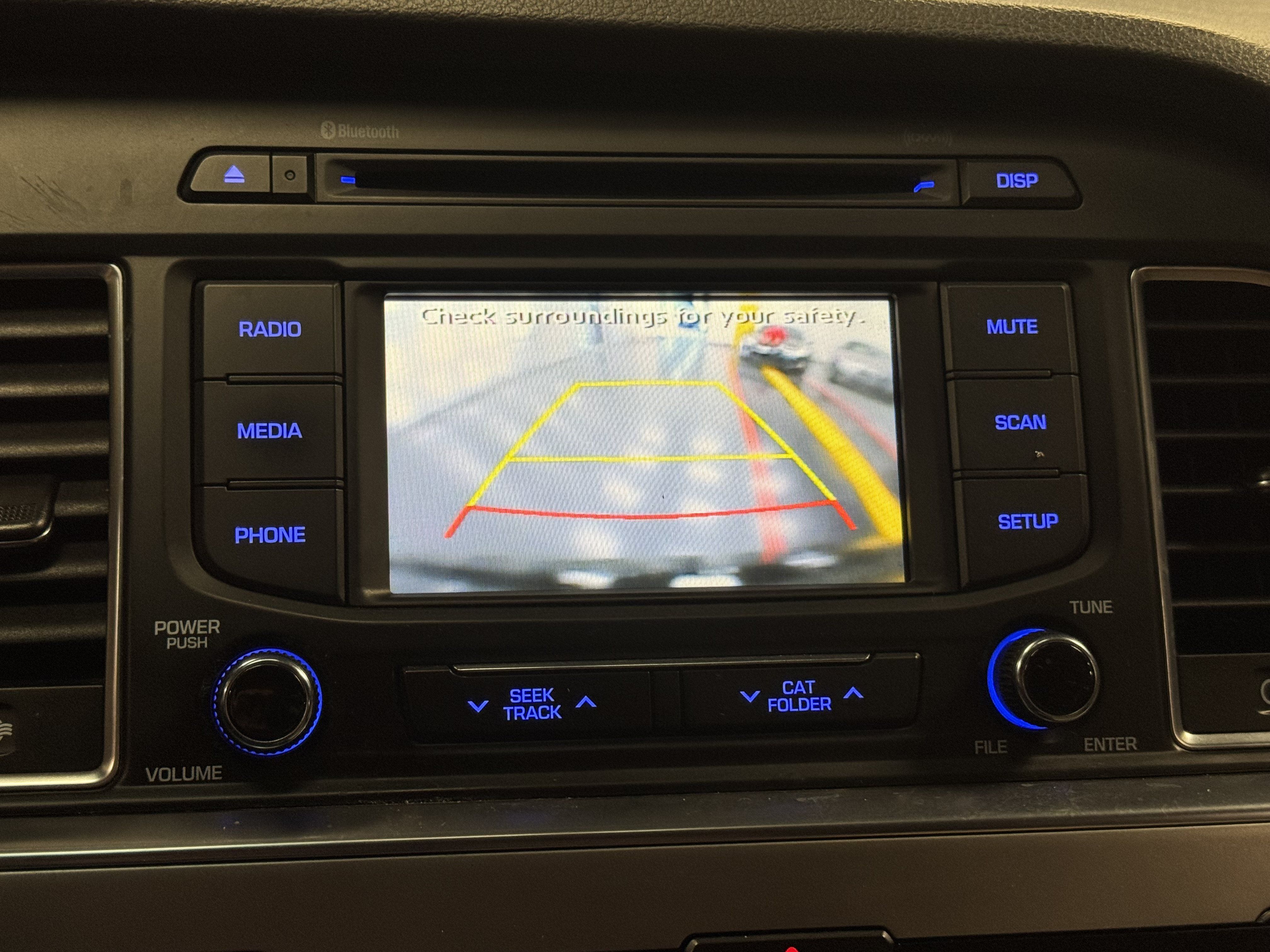 Used 2015 Hyundai Sonata SE w/ Option Group 09 FWD image 11