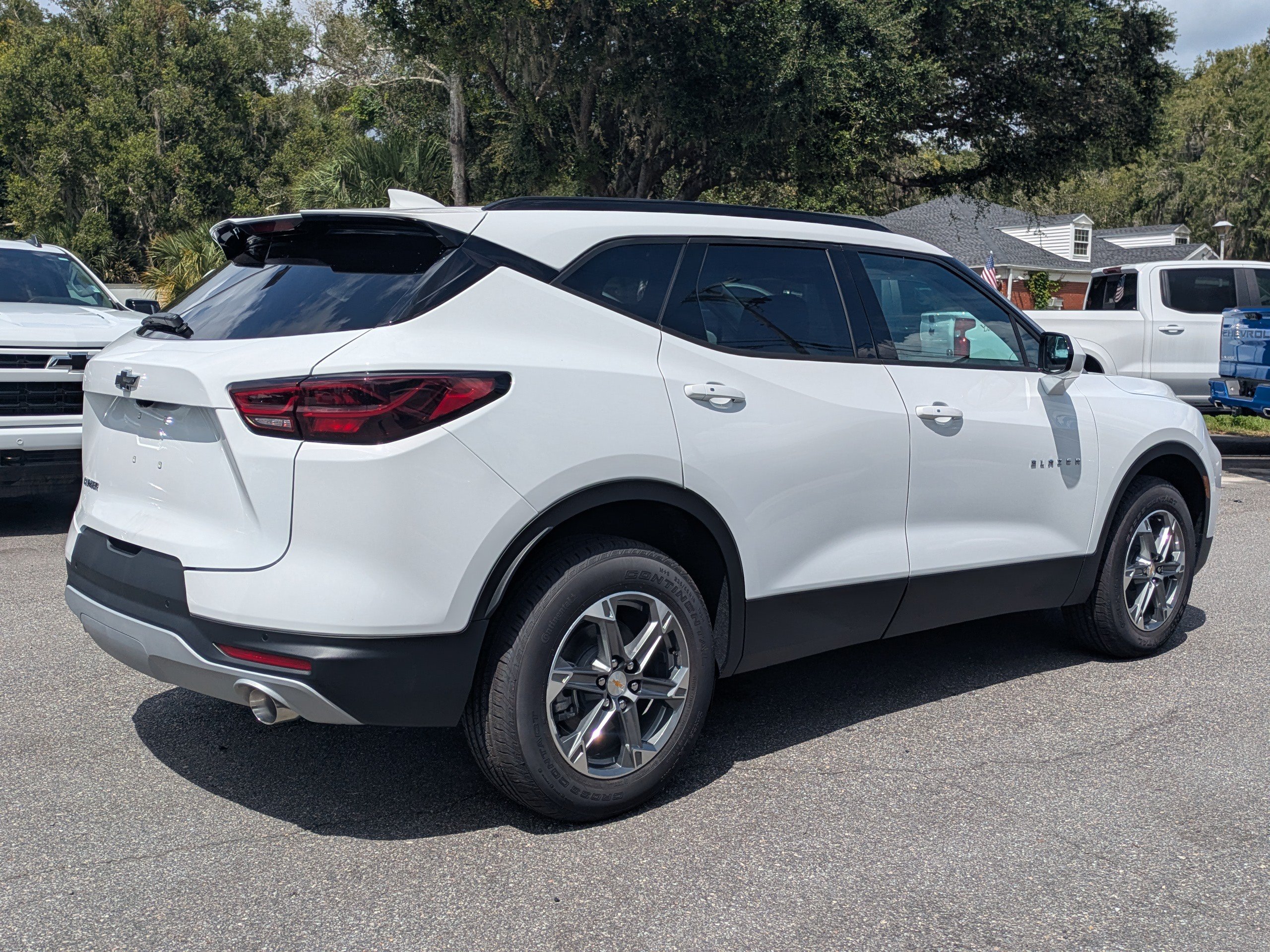 New 2026 Chevrolet Blazer LT w/ Convenience Package FWD image 4