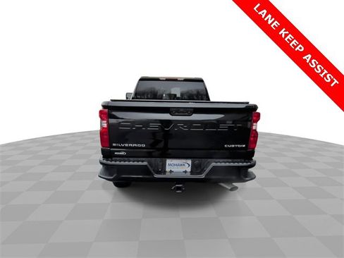 Used 2025 Chevrolet Silverado 2500 Custom w/ Custom Convenience Package image 7