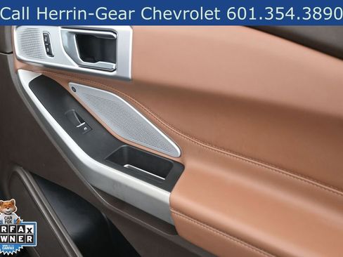 Used 2023 Ford Explorer King Ranch w/ Technology Package RWD image 24