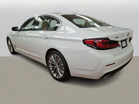 Certified 2023 BMW 530i xDrive w/ Premium Package image 5