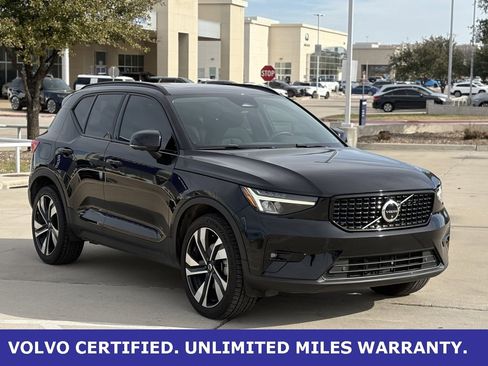 Certified 2023 Volvo XC40 B4 Plus w/ Protection Package Premier image 4