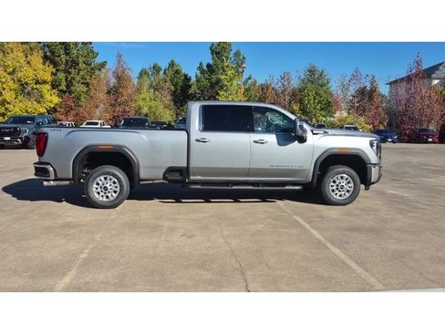 New 2026 GMC Sierra 2500 SLE w/ SLE Value Package; image 9