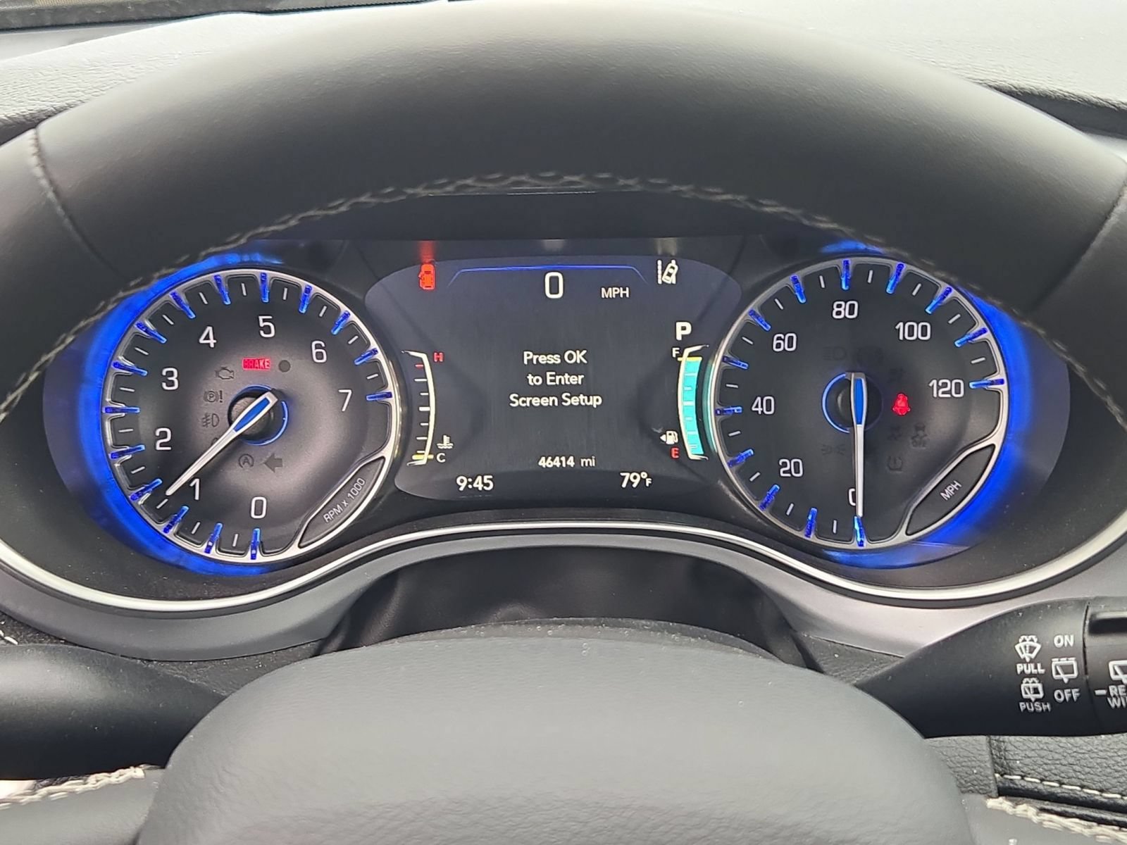 Used 2025 Chrysler Pacifica Limited FWD image 16