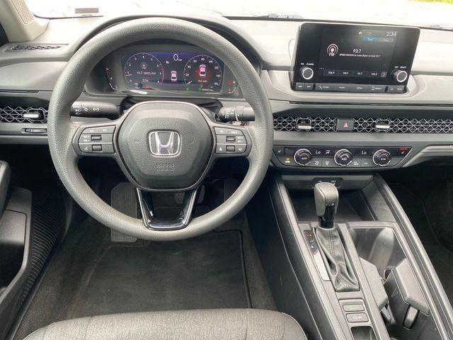 Used 2024 Honda Accord EX image 6