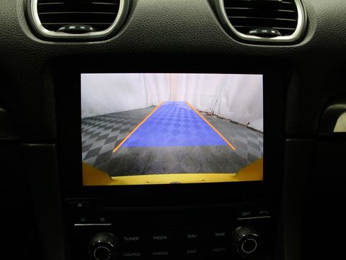 Used 2023 Porsche 718 Boxster w/ Sport Chrono Package image 20