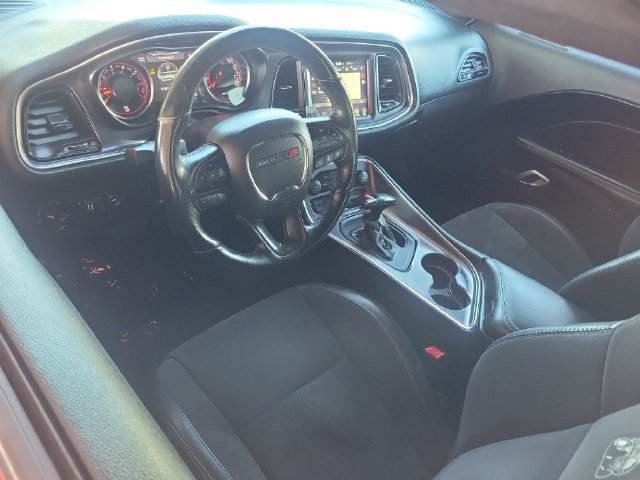 Used 2017 Dodge Challenger R/T Scat Pack RWD image 6