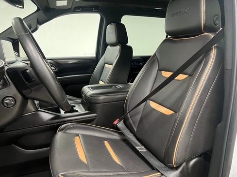 Used 2024 GMC Yukon XL AT4 w/ AT4 Premium Package image 22