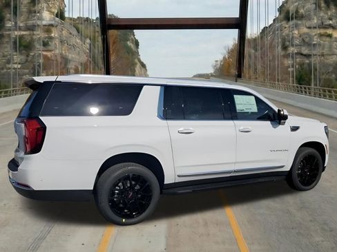New 2026 GMC Yukon XL Elevation w/ LPO, Floor Liner Package AWD/4WD image 10