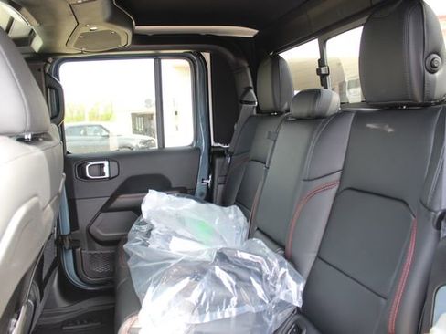 New 2026 Jeep Gladiator Rubicon image 29