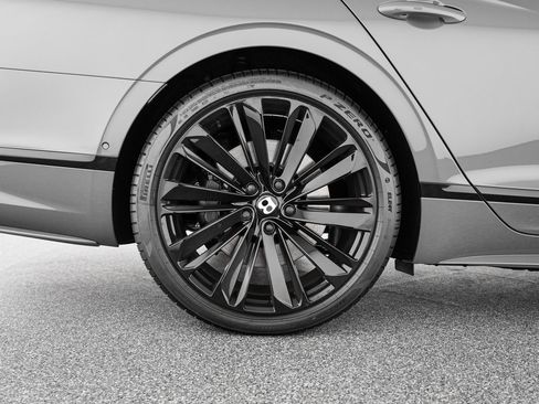 Used 2025 Bentley Flying Spur Plug-In Hybrid AWD/4WD image 37