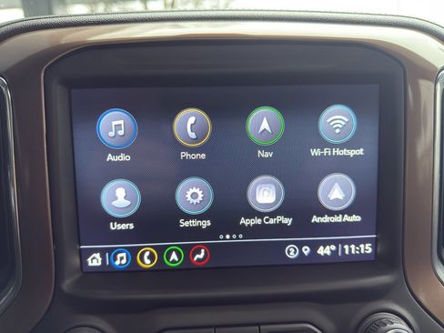 Used 2021 Chevrolet Silverado 1500 High Country w/ Technology Package image 32