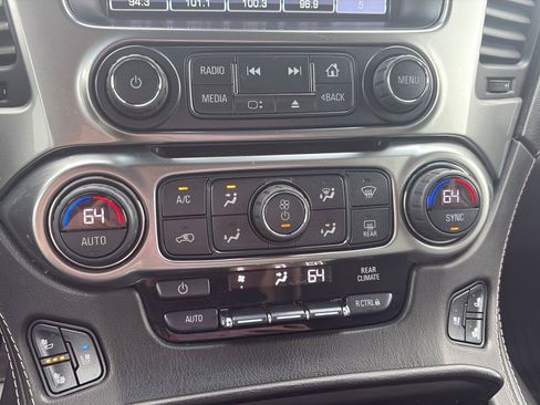 Used 2018 Chevrolet Tahoe Premier AWD/4WD image 37