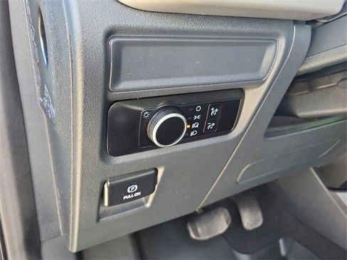 Used 2023 Ford Expedition XLT image 14