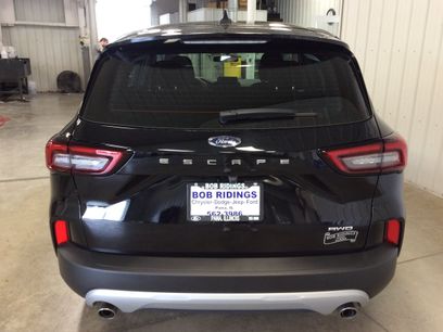 Used 2023 Ford Escape AWD
