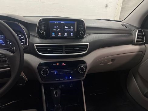 Used 2019 Hyundai Tucson SE FWD image 18