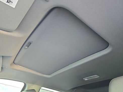 New 2026 GMC Sierra 1500 SLT w/ SLT Premium Plus Package image 19