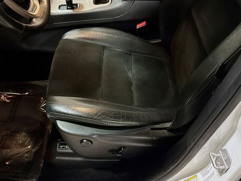 Used 2015 Jeep Grand Cherokee Altitude image 20