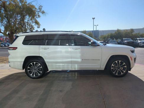 Used 2021 Jeep Grand Cherokee L Overland w/ Luxury Tech Group IV image 6