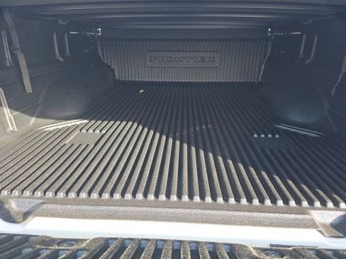 New 2026 Nissan Frontier S image 28