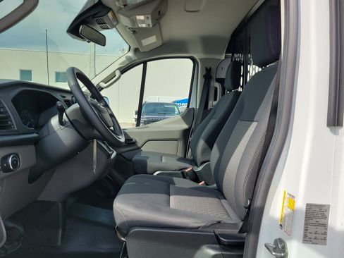 Used 2025 Ford Transit 250 Low Roof w/ Exterior Upgrade Package RWD image 11