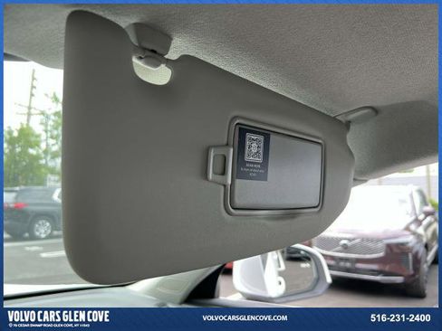 Certified 2024 Volvo XC40 B5 Plus w/ Protection Package Premier image 35