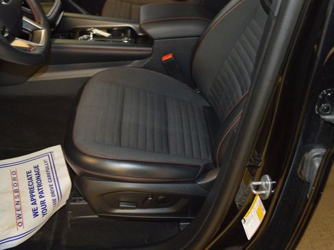 Used 2025 Ford Explorer ST-Line AWD/4WD image 16