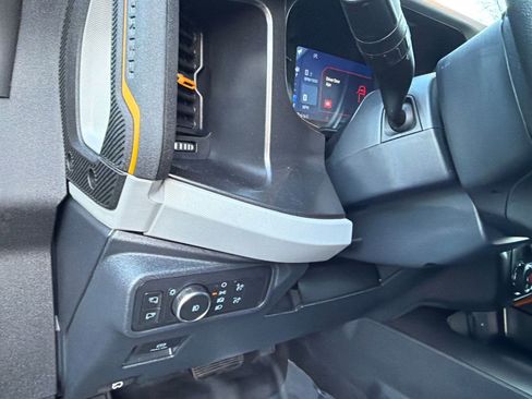 Used 2022 Ford Bronco Badlands w/ Sasquatch Package image 34