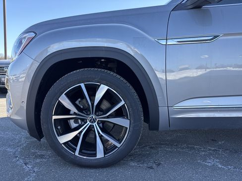 New 2026 Volkswagen Atlas Cross Sport SEL Premium R-Line image 12