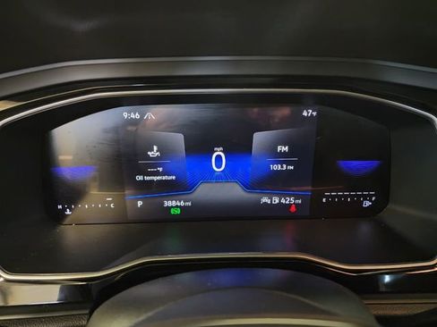 Used 2024 Volkswagen Jetta SE image 22