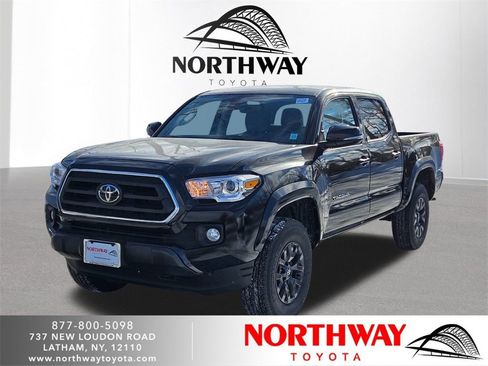Used 2023 Toyota Tacoma 4x4 Double Cab image 1