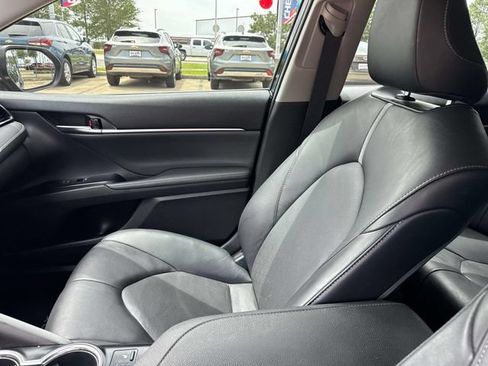 Used 2020 Toyota Camry XSE FWD image 20