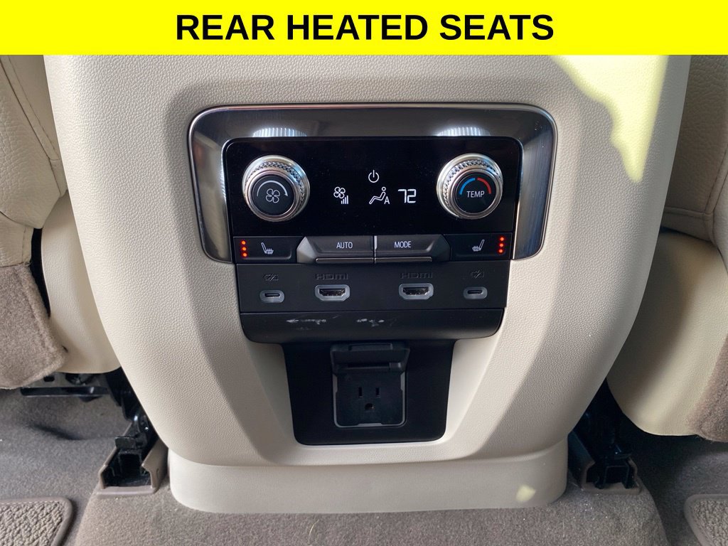 Used 2022 GMC Yukon Denali w/ Denali Ultimate Package AWD/4WD image 28