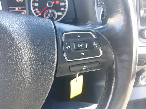 Used 2013 Volkswagen Tiguan S AWD/4WD image 18