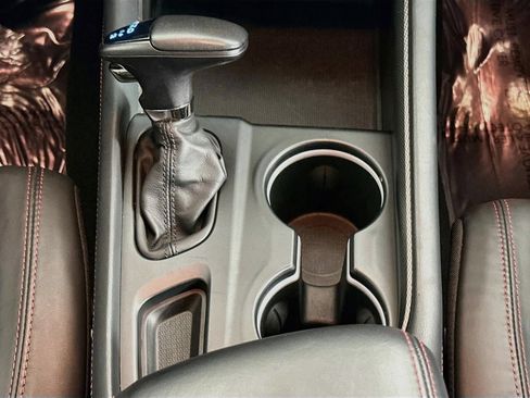Used 2024 Dodge Durango GT AWD/4WD image 17
