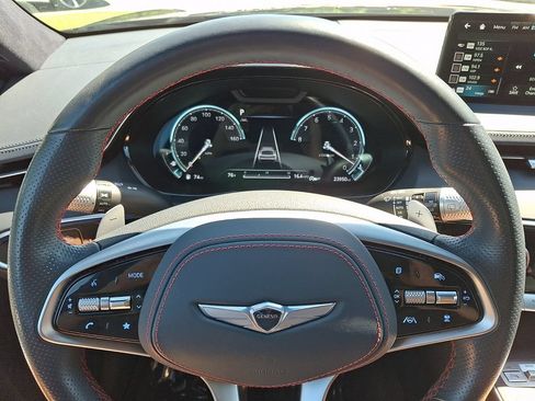 Used 2022 Genesis GV70 3.5T Sport w/ Sport Prestige Package AWD/4WD image 20