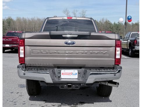 Used 2021 Ford F250 XLT w/ XLT Premium Package image 8