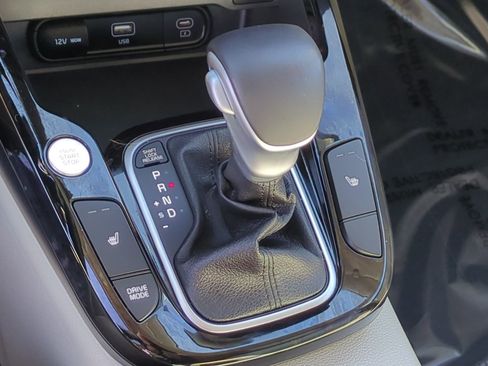 Used 2023 Kia Soul EX image 27