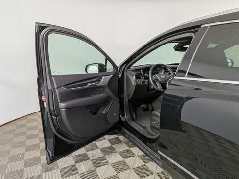 Certified 2022 Cadillac XT5 Premium Luxury image 14