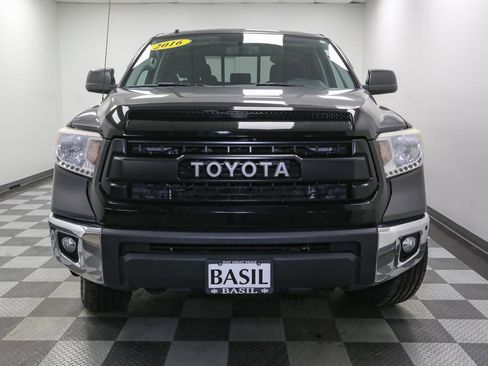 Used 2016 Toyota Tundra SR5 image 3