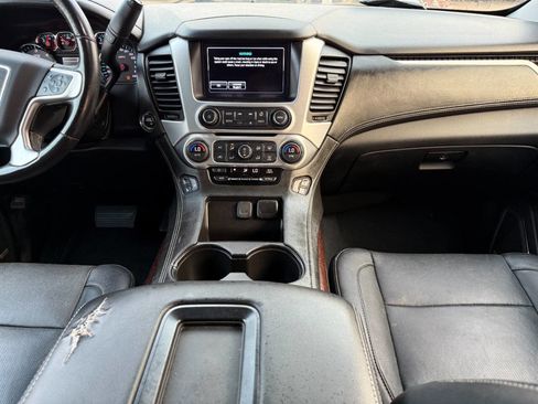 Used 2019 GMC Yukon SLT w/ Premium Edition image 11