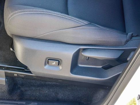 Certified 2025 Toyota Tacoma SR5 image 24